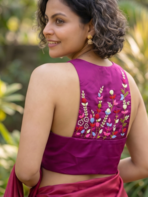 g111111 Trendy Handwork Blouse