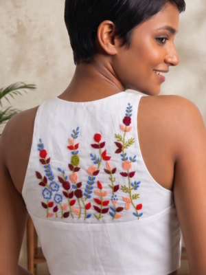 White Katha Elegance